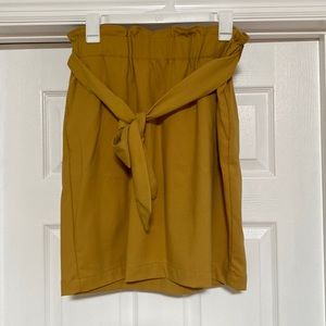 Paper bag waisted skirt